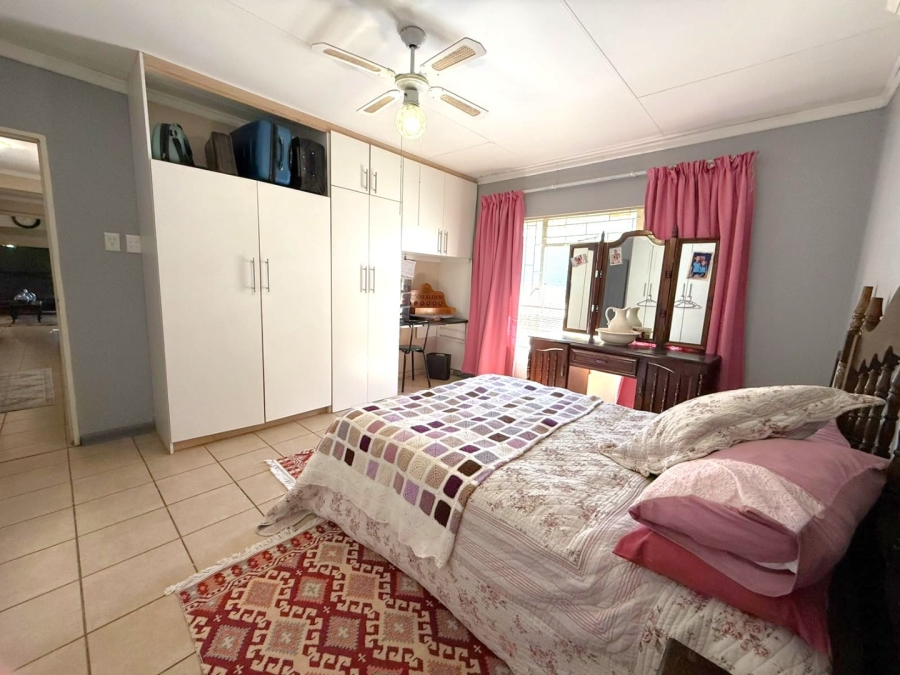 5 Bedroom Property for Sale in Hospitaalpark Free State